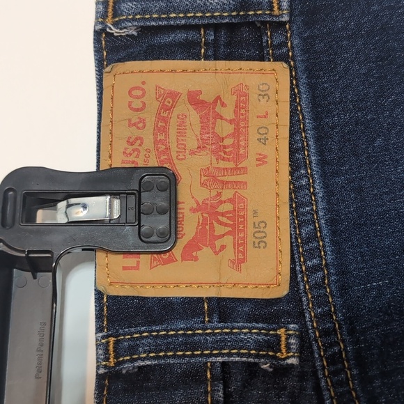 Levi's 505 Regular Fit Dark Wash Blue Jeans - Picture 2 of 6